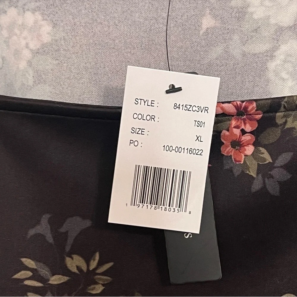 Violets & Roses Women's Square Neck Long Sleeve Floral Top Black Size XL NWT - Picture 8 of 10